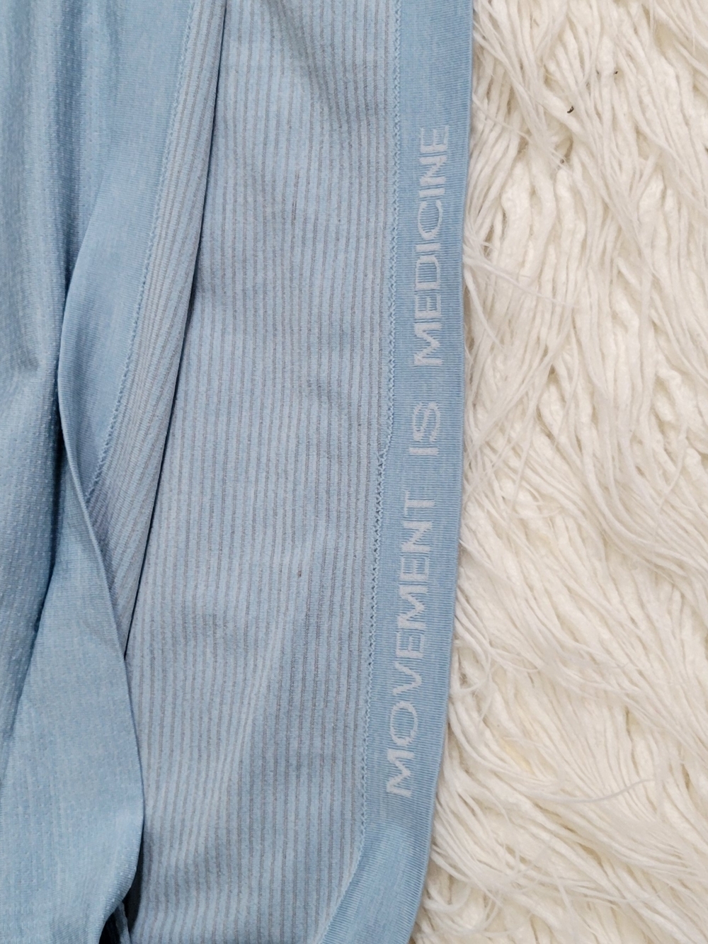 Lululemon Shirt Mens - Picture 5 of 8